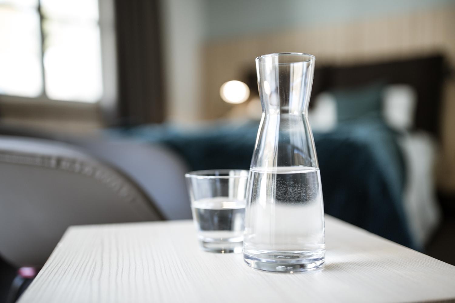 Hotel Weisses Kreuz Burgusio Bagian luar foto